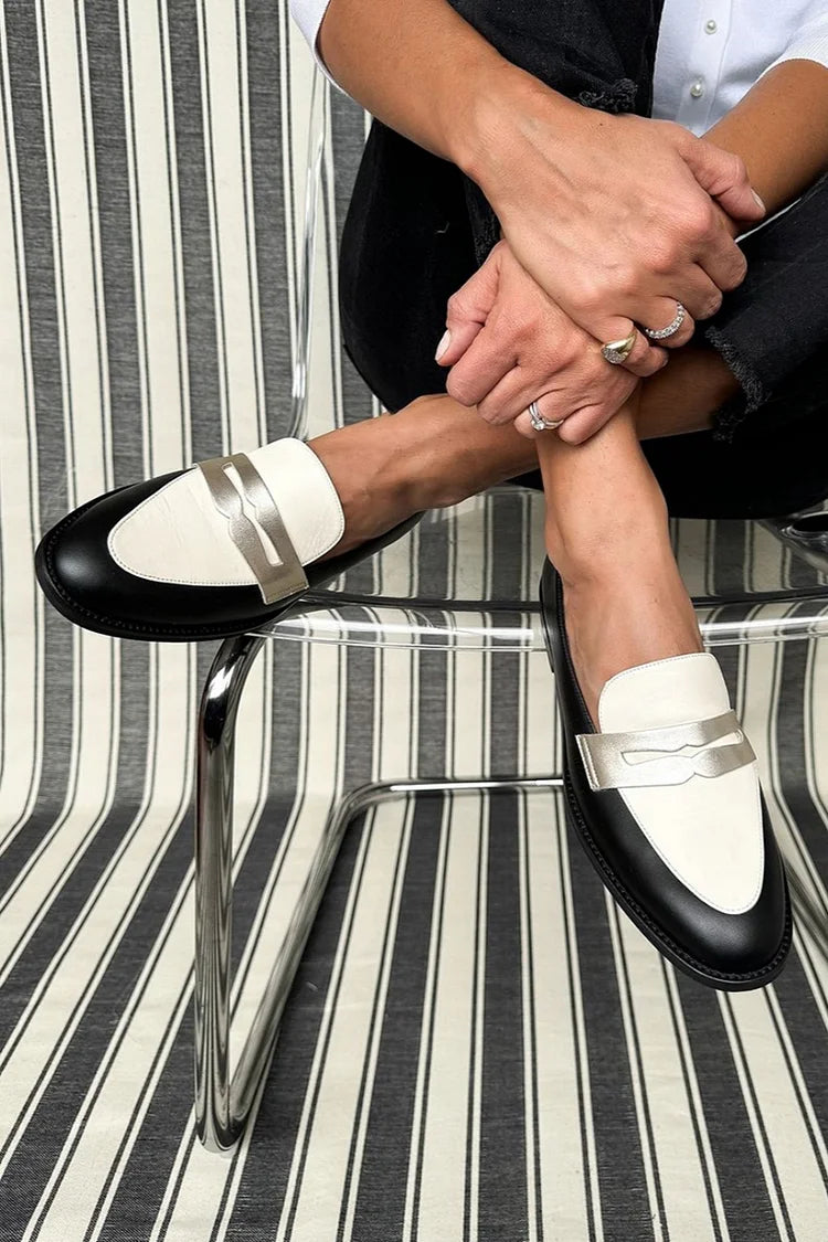 Monochrome klassische Loafer
