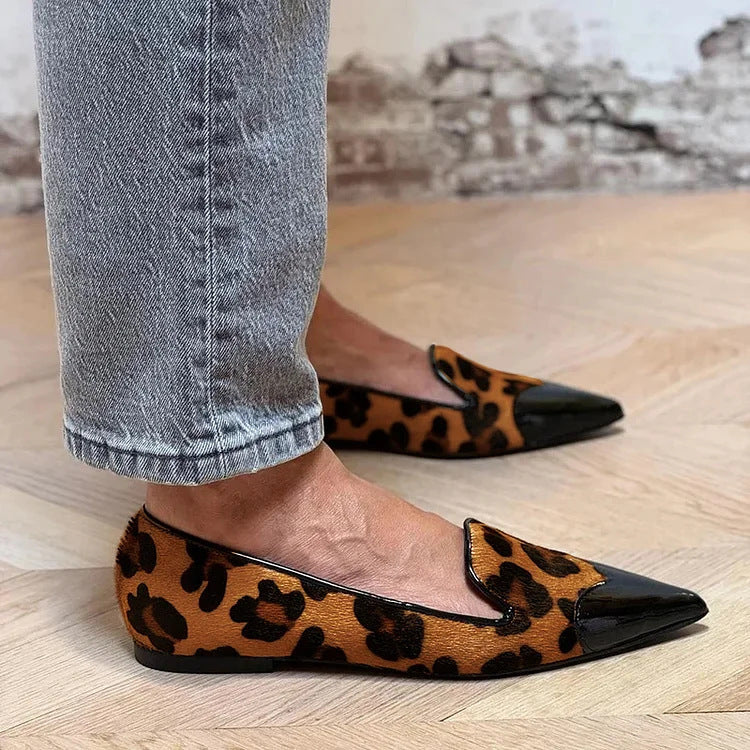 Verfeinerte Ballerinas mit Animal-Print