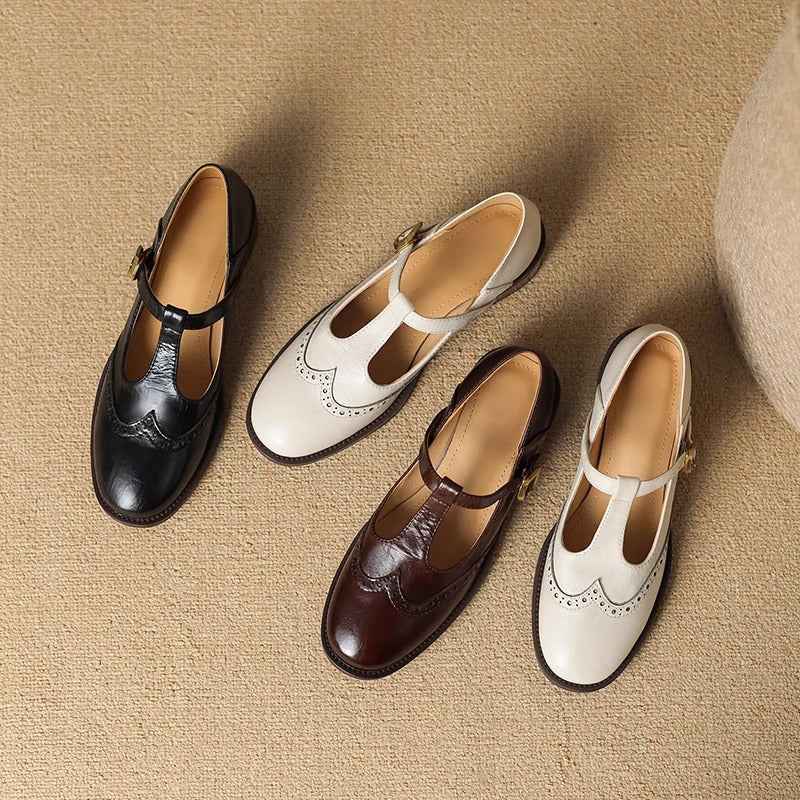 Emma – Klassischer Damenschuh mit Riemchen