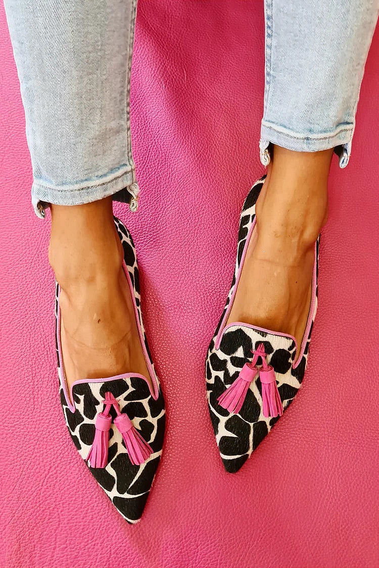 Spitz zulaufender Loafer mit Quasten