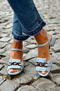 Sandalen mit Kettendetail