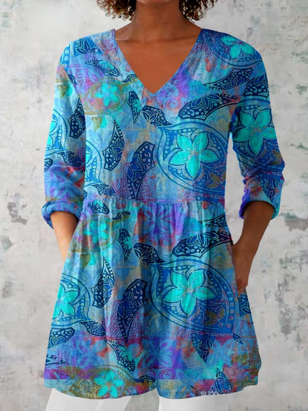 Lilia | Lange V-Ausschnitt Bluse