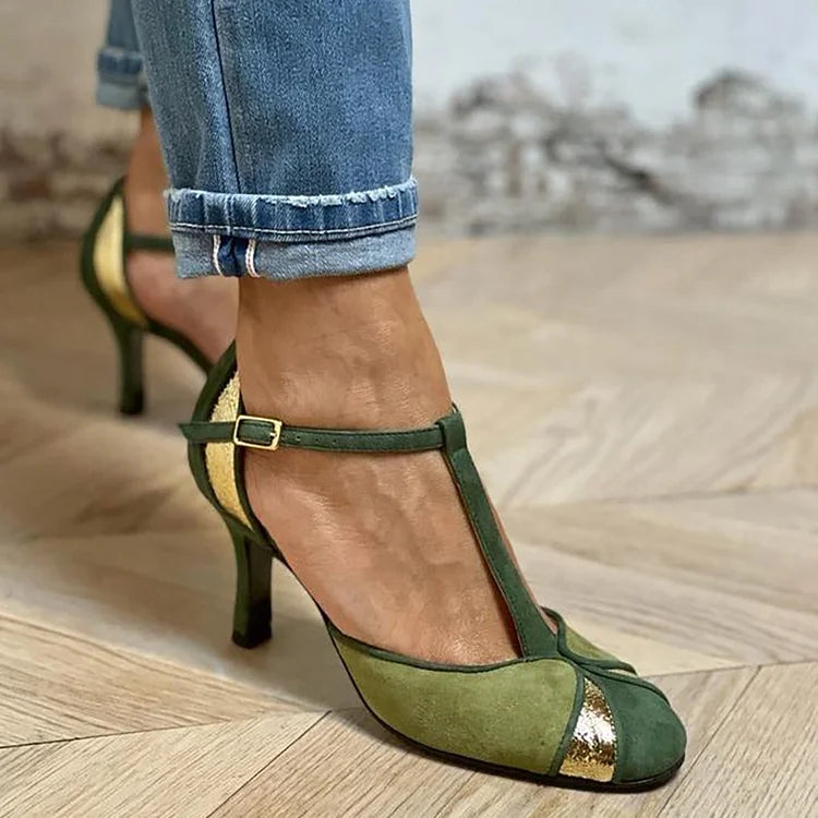 Pumps mit hohem Absatz
