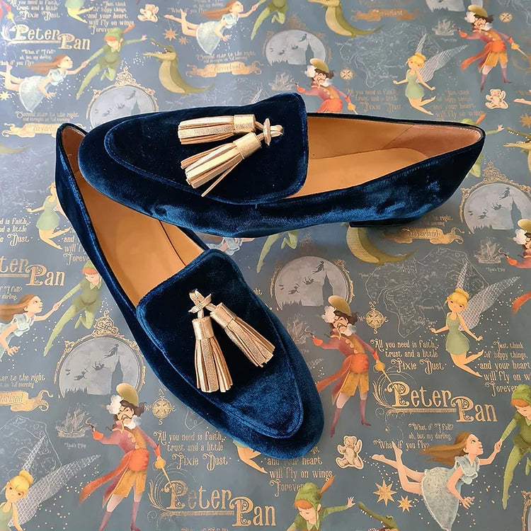 Midnight Elegance Loafer mit champagnerfarbenen Quasten