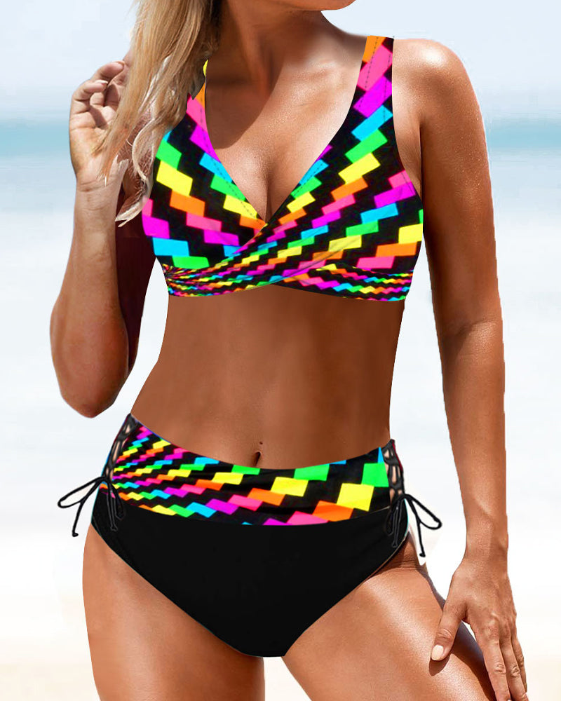 Eva – Farbiger und fröhlicher Bikini