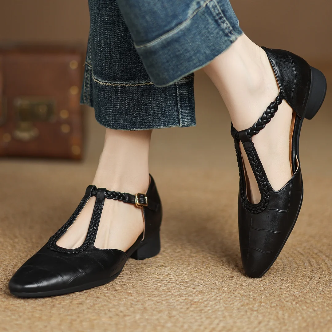 Astrid – Klassischer Leder-Riemchenschuh mit Geflochtenem T-Riemen