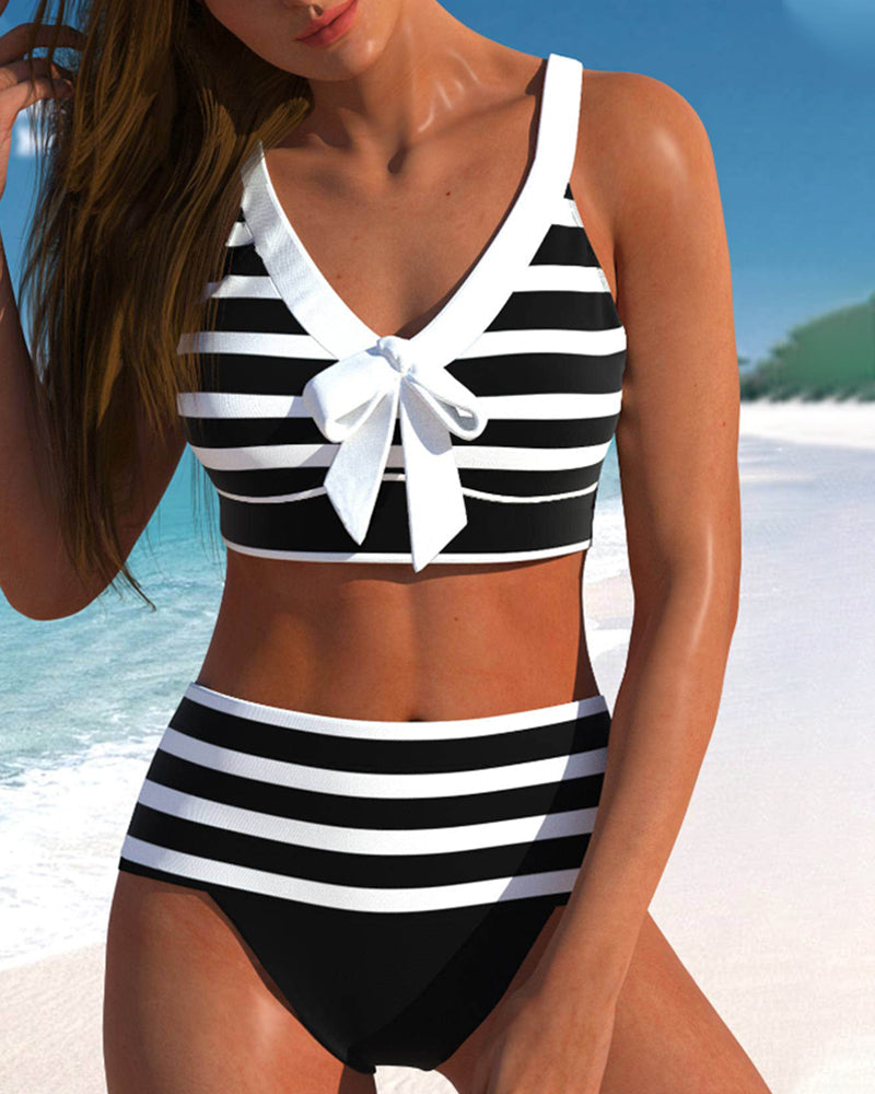 Lula | Gestreifter High-Waist-Bikini