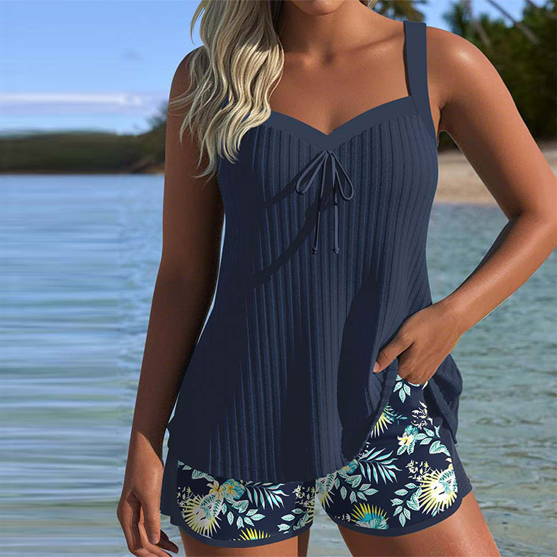 Lana | Gestreifter Tankini mit Strandshorts, zweiteilig
