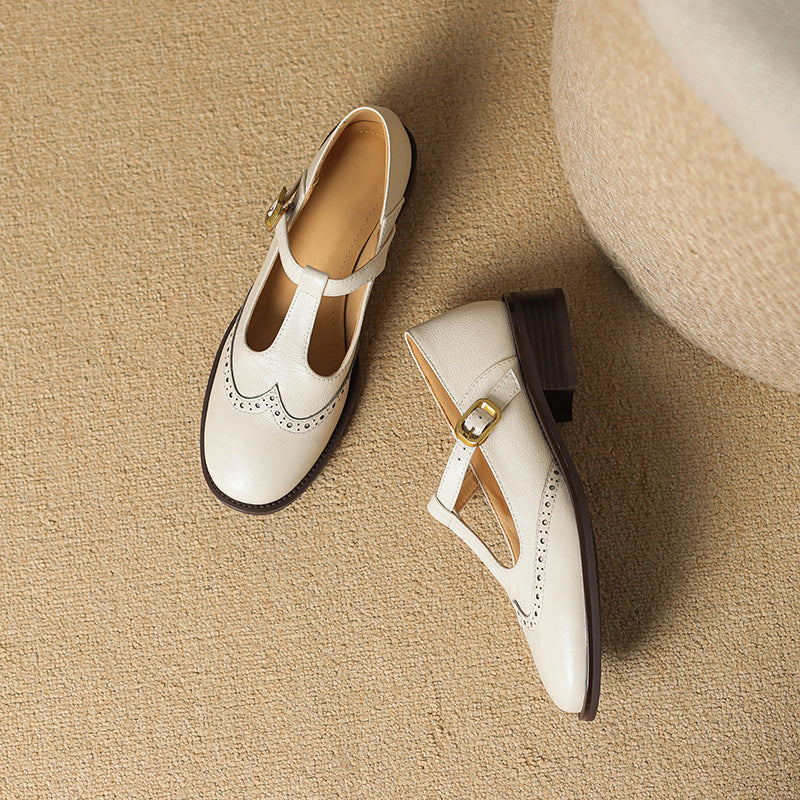 Emma – Klassischer Damenschuh mit Riemchen
