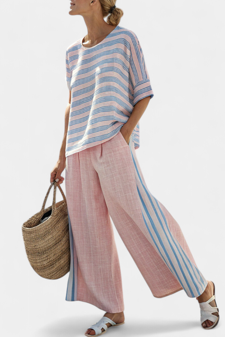 Lynn – Elegante Rosa-Blaue Bluse & Weiche Hose