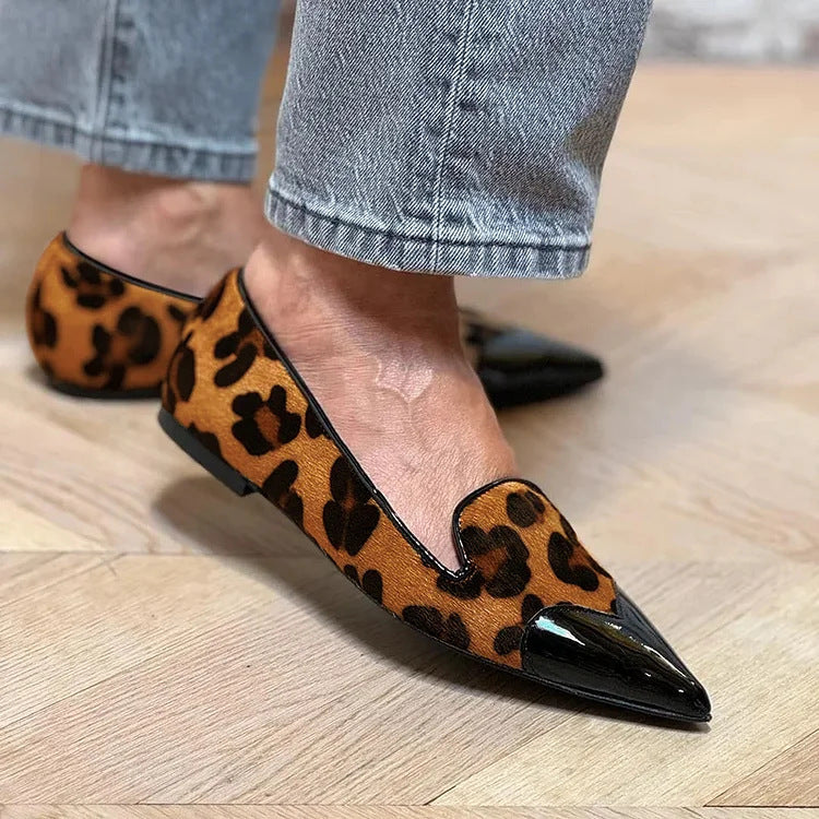 Verfeinerte Ballerinas mit Animal-Print