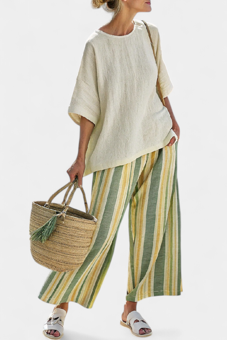 Zoë – Raffiniertes Top & Gestreifte Hose