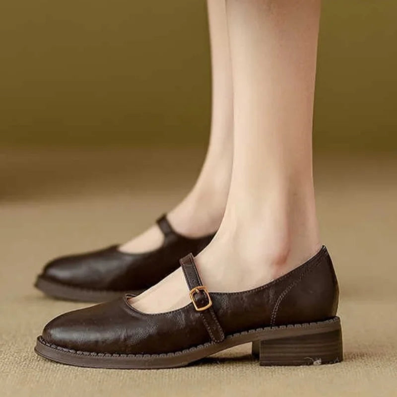Anna – Zeitloser Riemchenschuh