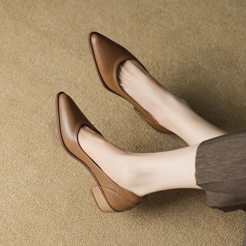 Nova – Schuhe mit Mittelhohem Absatz