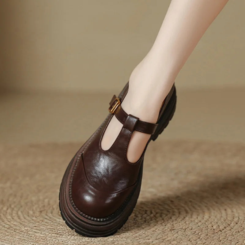 Fleur – T-Bar Schuhe mit Vintage-Charme