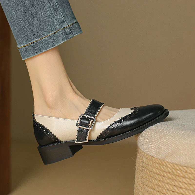 Mia – Stilvollen Mary Janes