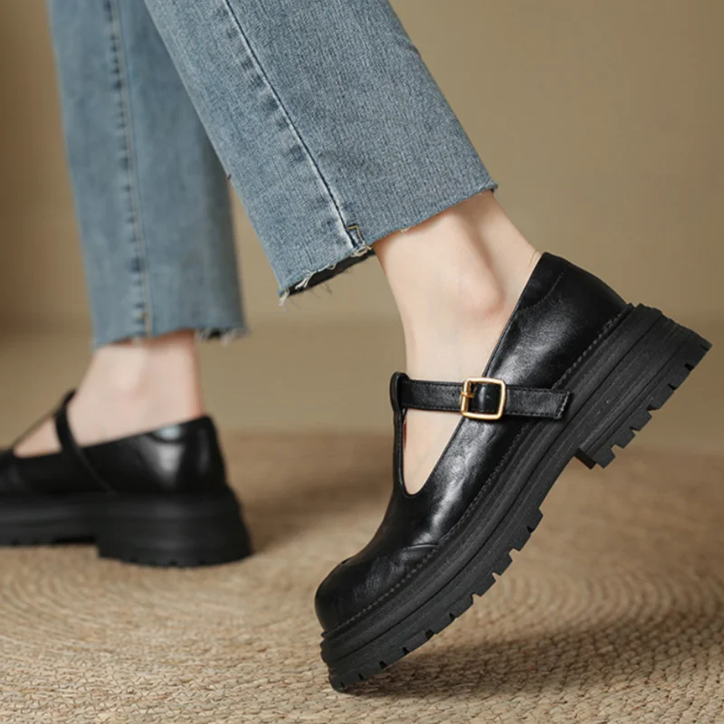Fleur – T-Bar Schuhe mit Vintage-Charme