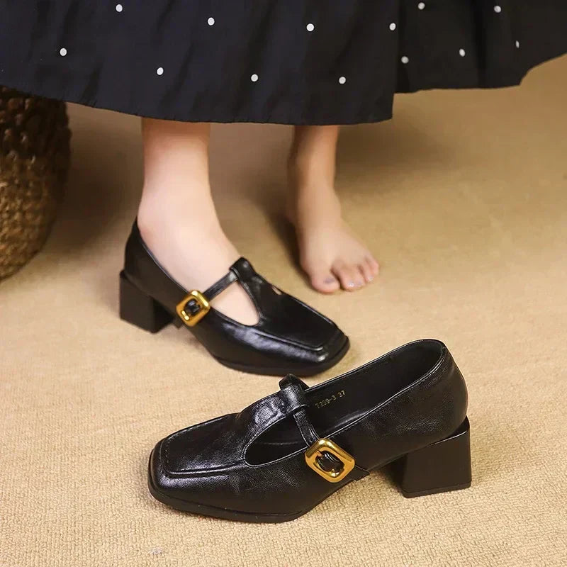 Ria – Zeitloser Damenschuh mit Elegantem Absatz