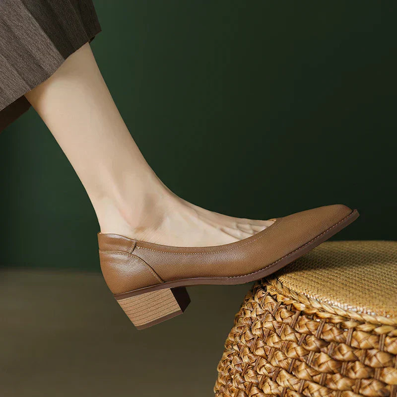Nova – Schuhe mit Mittelhohem Absatz