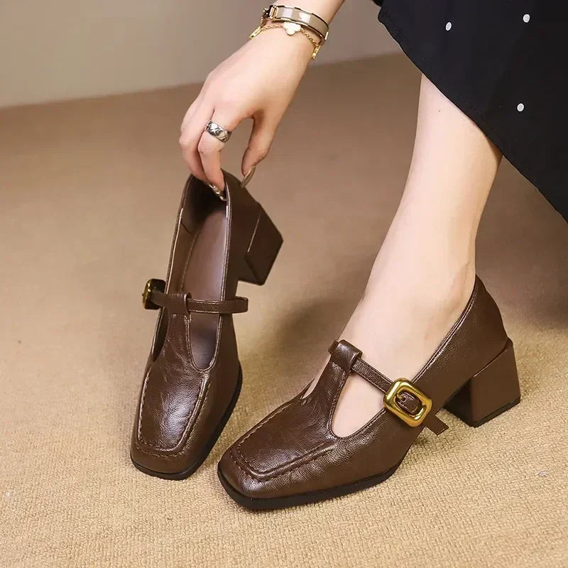 Ria – Zeitloser Damenschuh mit Elegantem Absatz