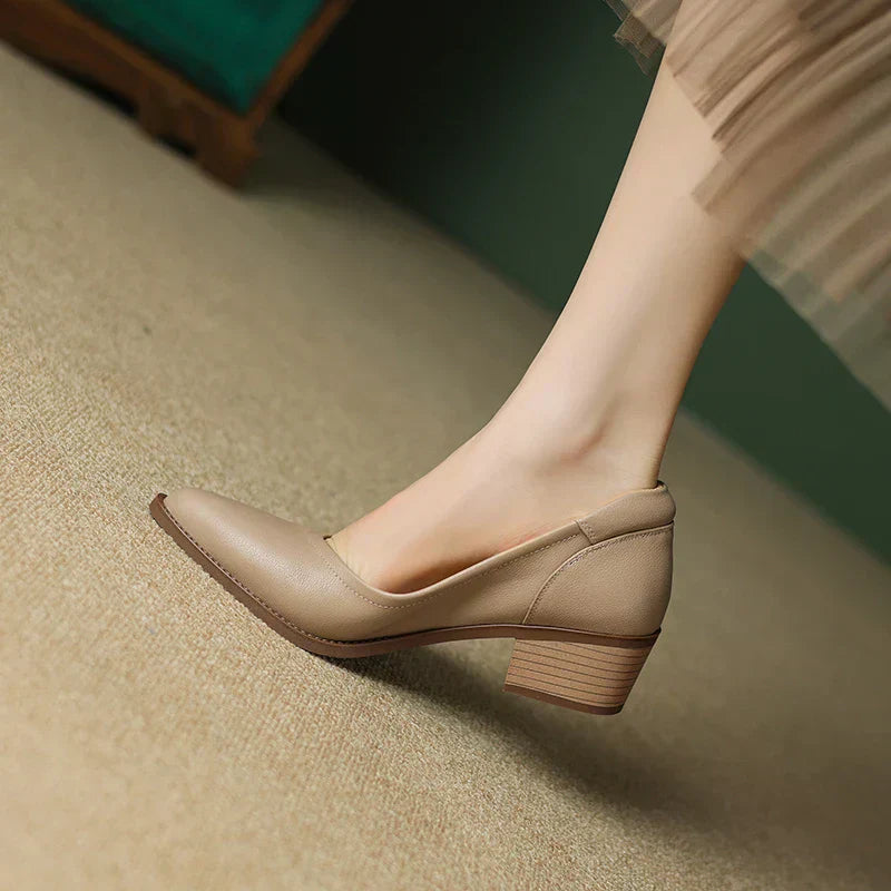 Nova – Schuhe mit Mittelhohem Absatz