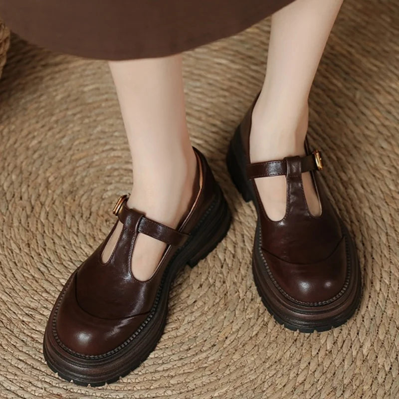 Fleur – T-Bar Schuhe mit Vintage-Charme
