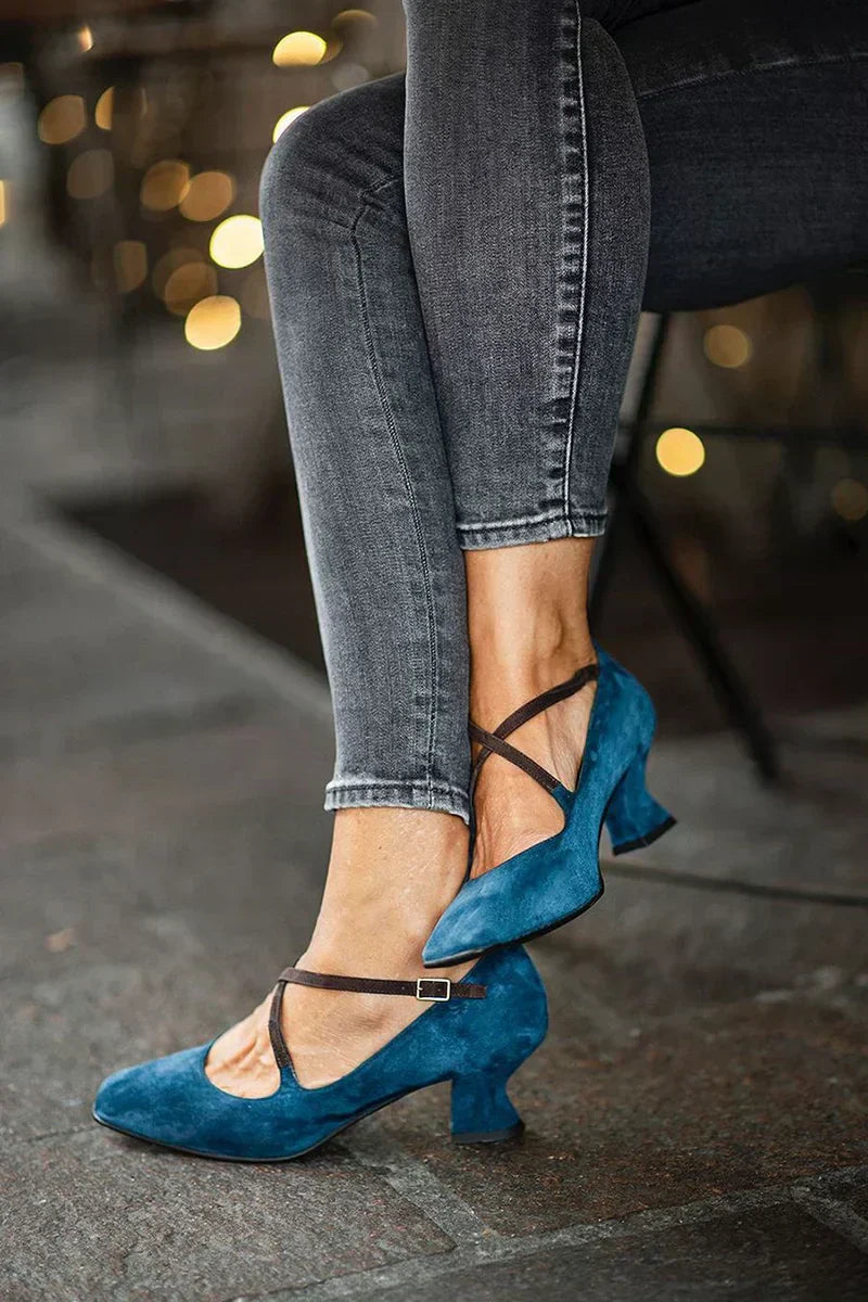 Elegante Pumps mit Riemchen